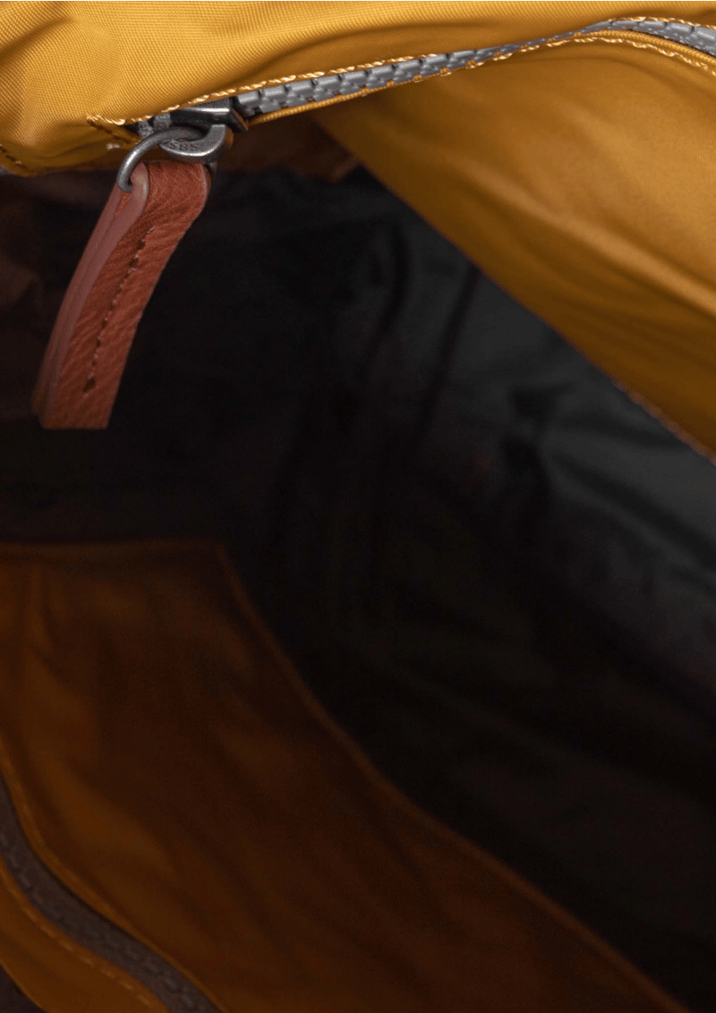 An image of the ROKA London Canfield B Backpack
