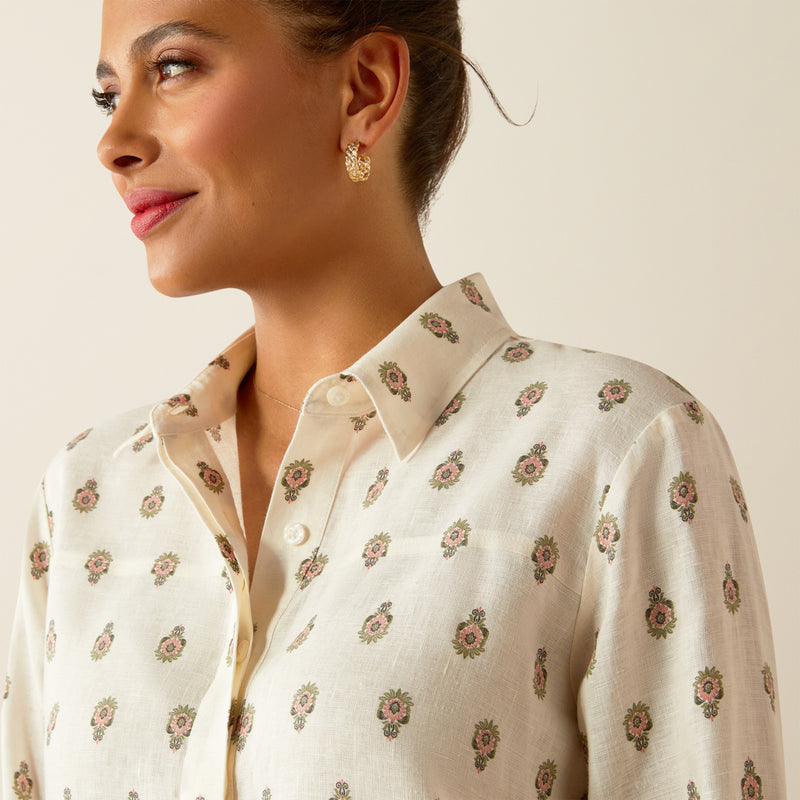 An image of the Ariat Pocklington Blouse