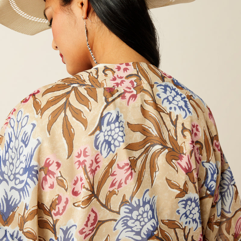 An image of the Ariat Prairie Floral Kimono