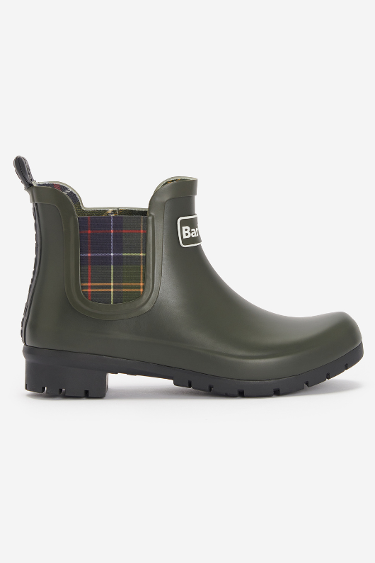 An image of the Barbour Kingham Chelsea Wellingtons in Olive.