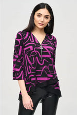 An image of the Joseph Ribkoff Abstract Top