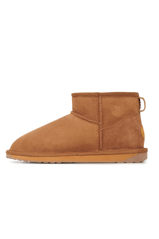 An image of the EMU Australia Stinger Micro Sheepskin Boots in Chesnut.