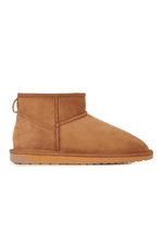 An image of the EMU Australia Stinger Micro Sheepskin Boots in Chesnut.