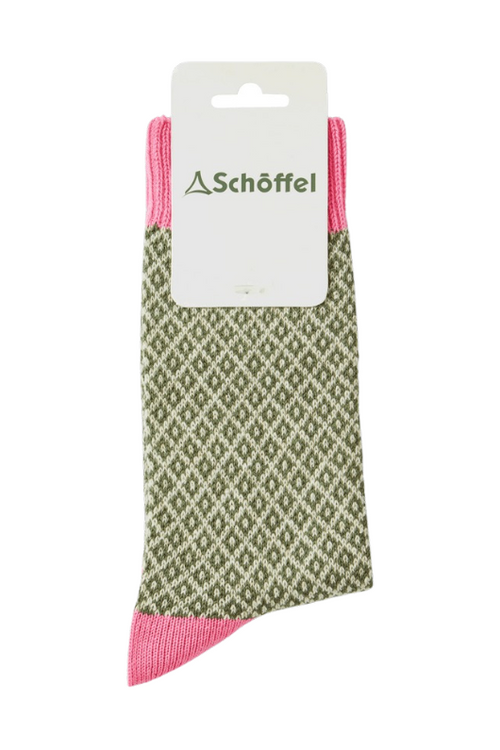 An image of the Schoffel Braemar Socks in French Rose.