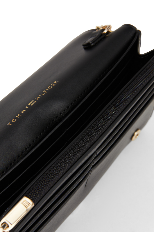 An image of the Tommy Hilfiger Chain Strap Small Crossover Bag in Black.