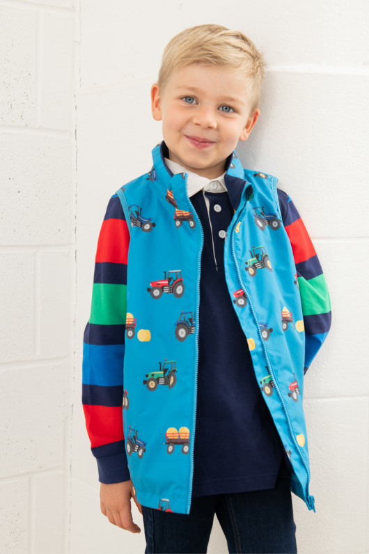 An image of the Lighthouse Alex Gilet in Tractor Print.