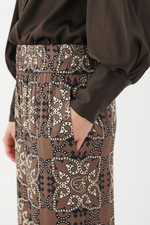 An image of the Dea Kudibal Margodea Pants in Solitaire.