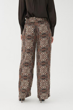 An image of the Dea Kudibal Margodea Pants in Solitaire.