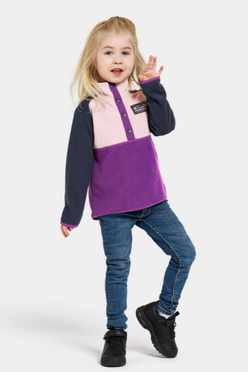 An image of the Didriksons Monte Kids Half Button Fleece in Royal Purple.