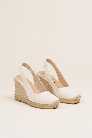 An image of the Gaimo Teyma Marble Wedge Slingbacks in Cream.