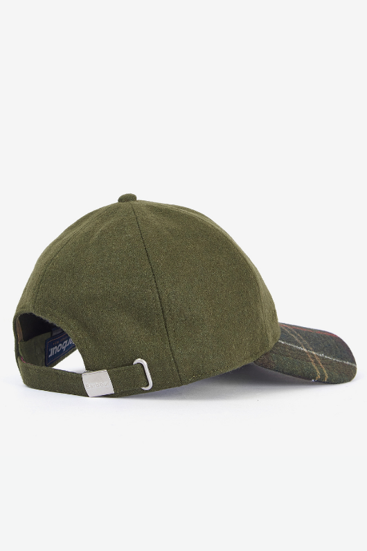 An image of the Barbour Roker Sports Cap in Forest.