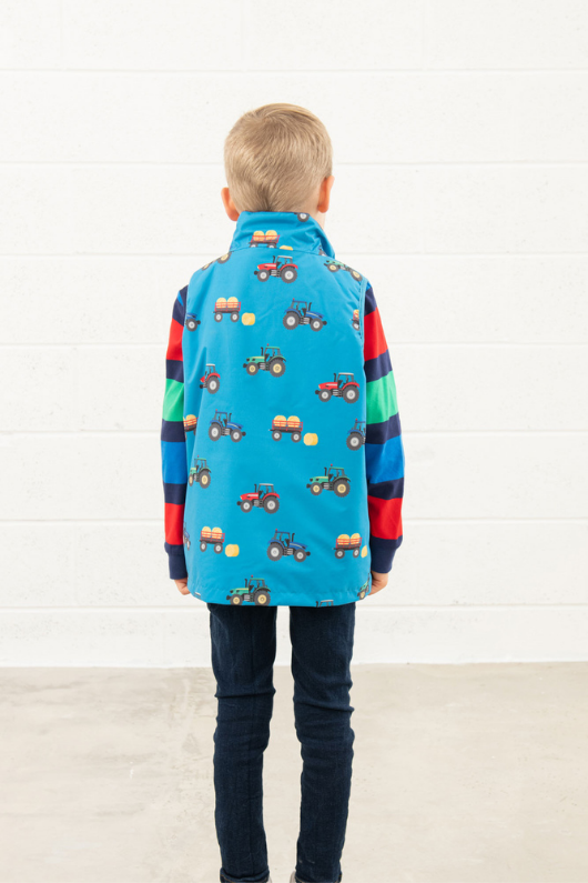 An image of the Lighthouse Alex Gilet in Tractor Print.