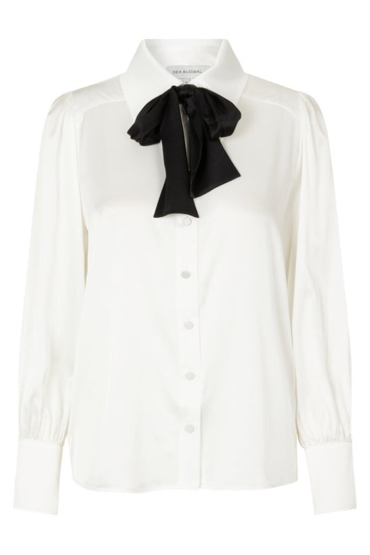 An image of the Dea Kudibal Jasminadea Blouse in Nat White.