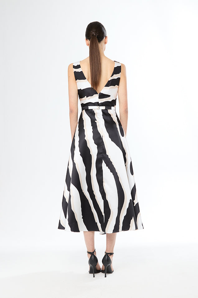 An image of the Carla Ruiz Mikado Midi Dress