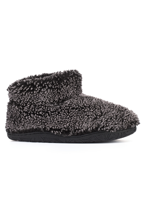 An image of the Bedroom Athletics Leonardo Shorter Length Snow Tipped Sherpa Slipper Boots in Washed Peacoat Navy.