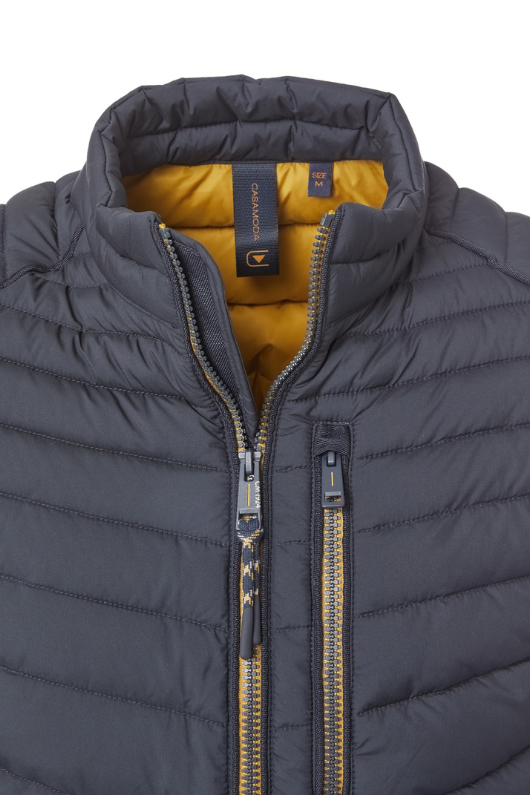 An image of the Casa Moda Lightweight Outdoor Gilet in Dark Navy.