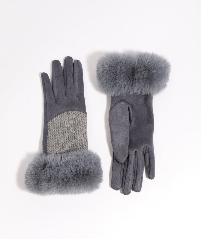 An image of the Pia Rossini Aria Gloves in Silver.