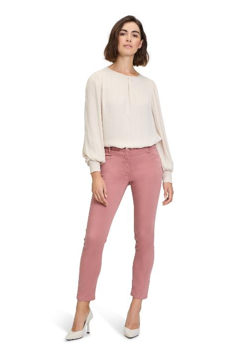 An image of the Betty Barclay Casual Trousers in Ash Rose.