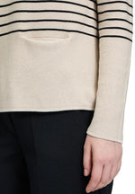 An image of the Betty Barclay Fine Knit Pullover in Patch Beige/Black.