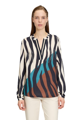 An image of the Betty Barclay Long Blouse in Dark Blue/Beige.