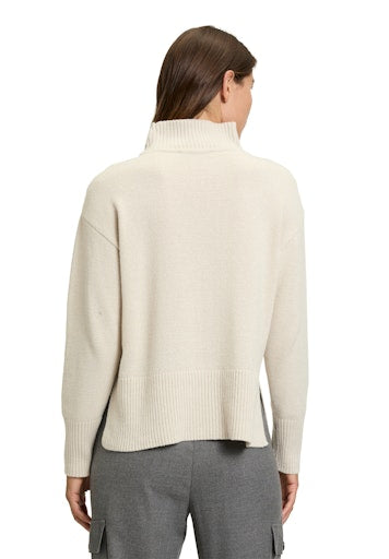 An image of the Betty Barclay Knit Jumper in Pastel Sand.