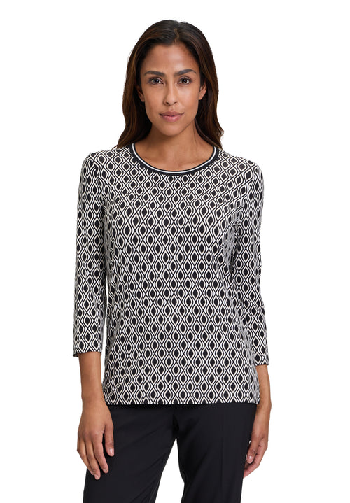 An image of the Betty Barclay 3/4 Sleeve Top in Black/Cream.