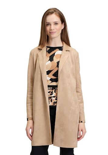 An image of the Betty Barclay Long Blazer in