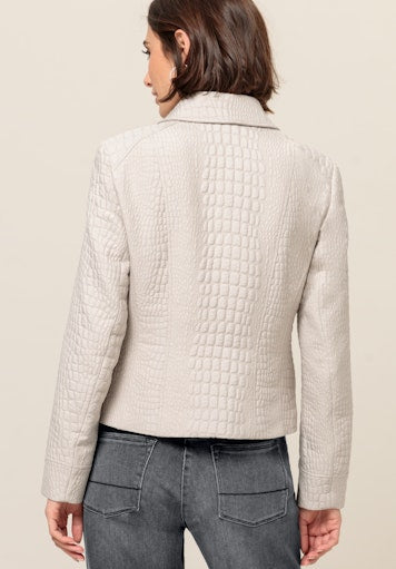 An image of the Bianca Silja Jacket in Bisquit.