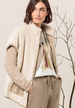 An image of the Bianca Carina Jacket in Bisquit.