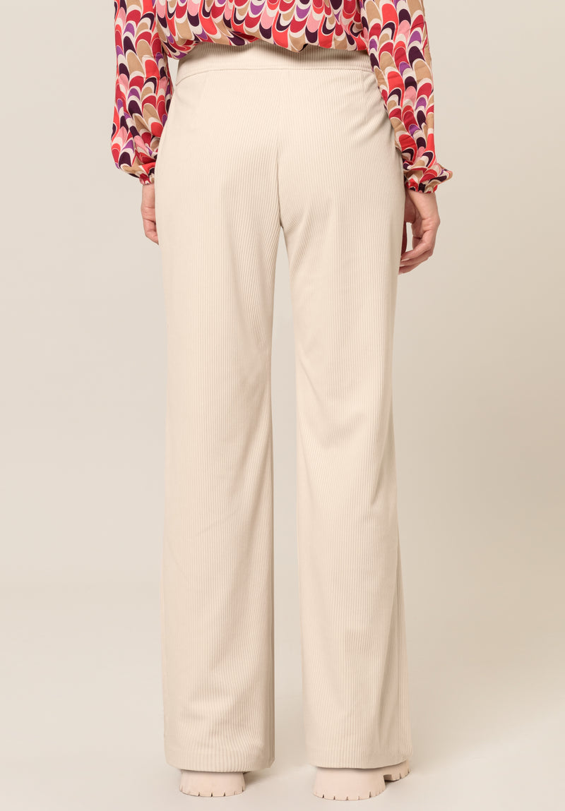 An image of the Bianca Parigi Trousers in Marizipan.