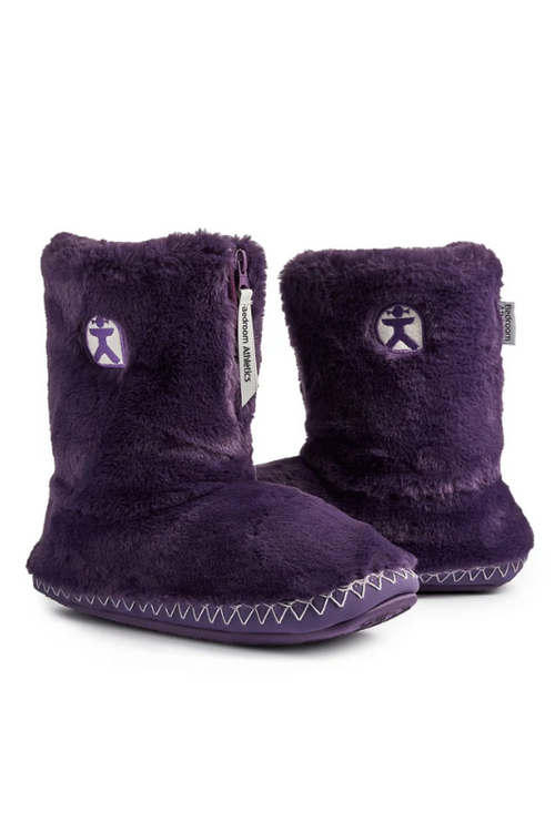An image of the Bedroom Athletics Marilyn Classic Faux Fur Slipper Boot in the colour Sweet Grape.