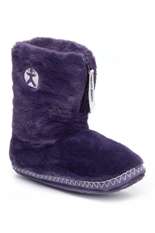 An image of the Bedroom Athletics Marilyn Classic Faux Fur Slipper Boot in the colour Sweet Grape.