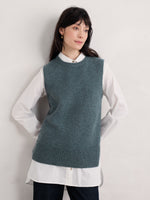 An image of the Seasalt Coupling Vest in Grey.