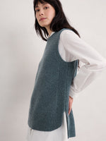 An image of the Seasalt Coupling Vest in Grey.