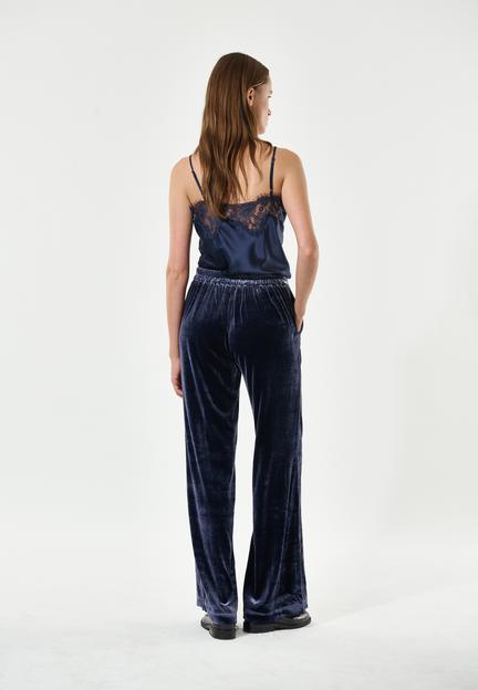 An image of the Dea Kudibal Nonadea Trousers