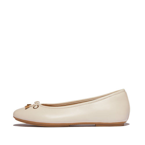 An image of the Fitflop Delicato Bow Soft Leather Ballet Flats