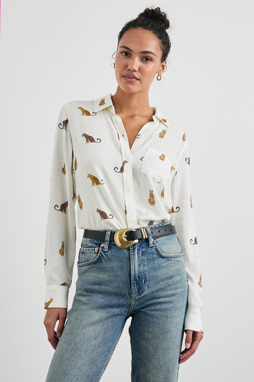 An image of the Rails Kathryn Button Down Shirt in Wild Animals.