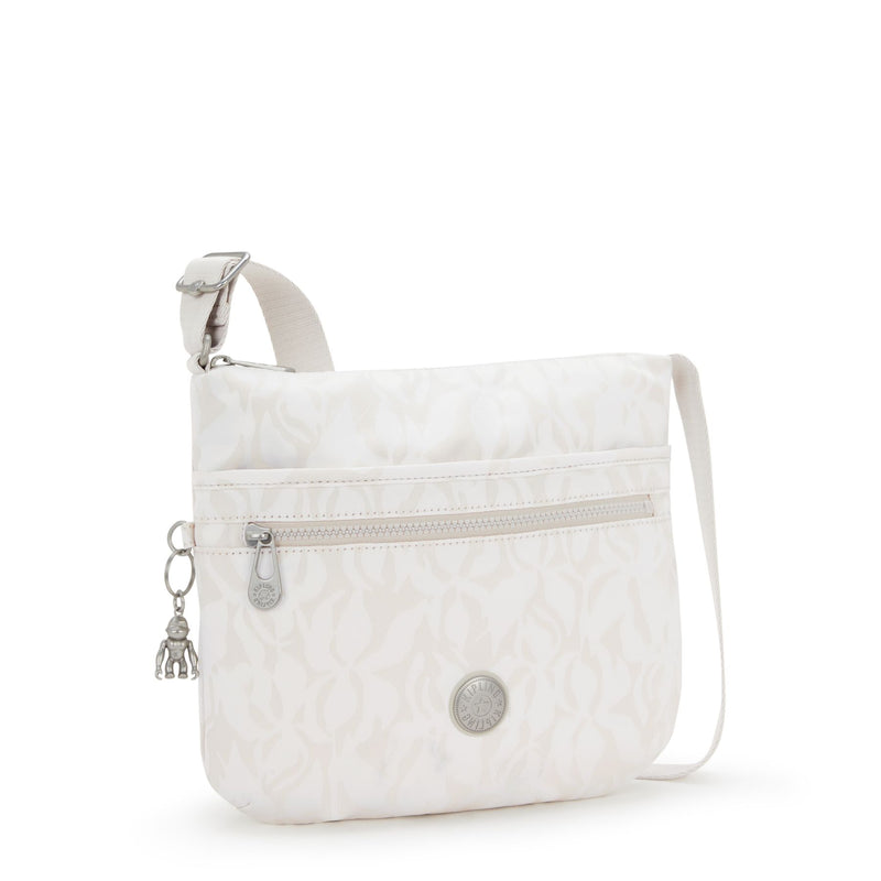 An image of the Kipling Arto Bag