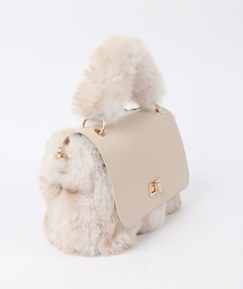 An image of the Pia Rossini Keeva Bag