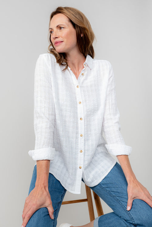 An image of the Lily & Me Savannah Shirt