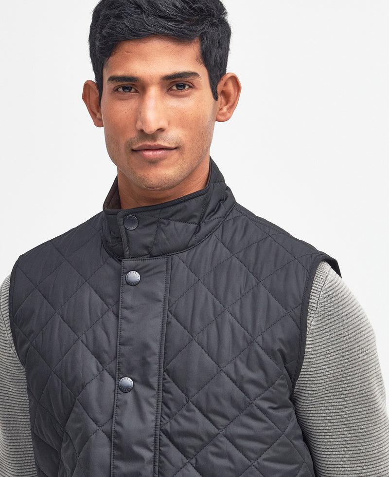 An image of the Barbour Lowerdale Gilet in Navy.