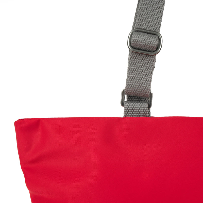 An image of the ROKA Trafalgar B Tote in Cranberry.