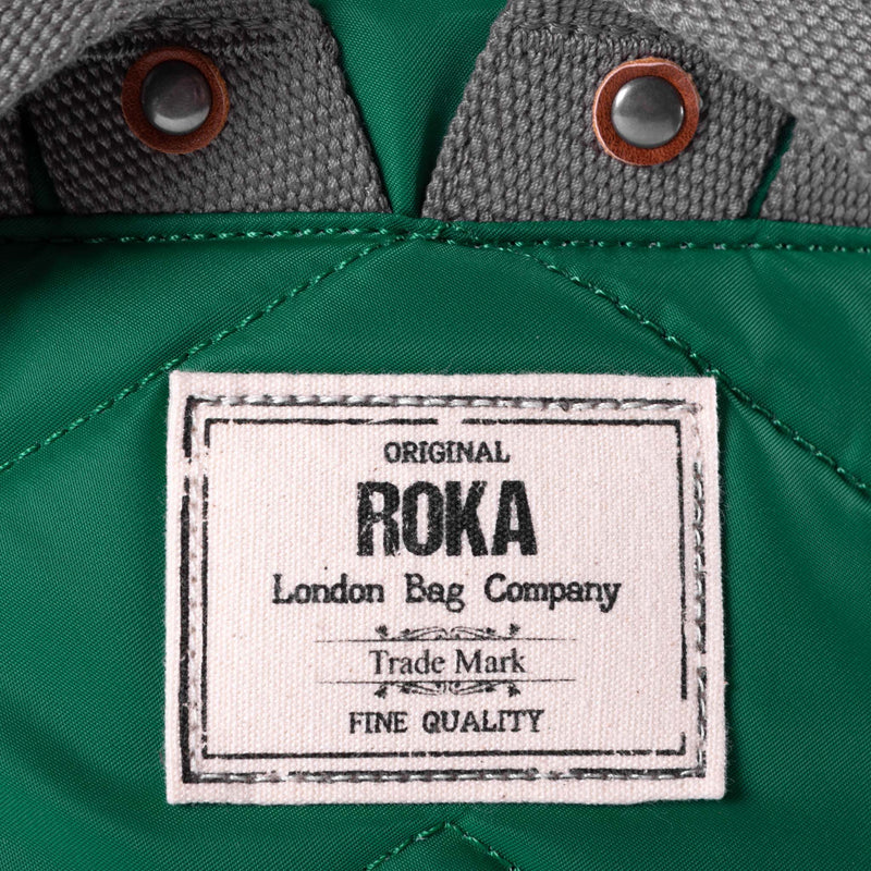 An image of the ROKA Canfield B Backpack in Emerald.