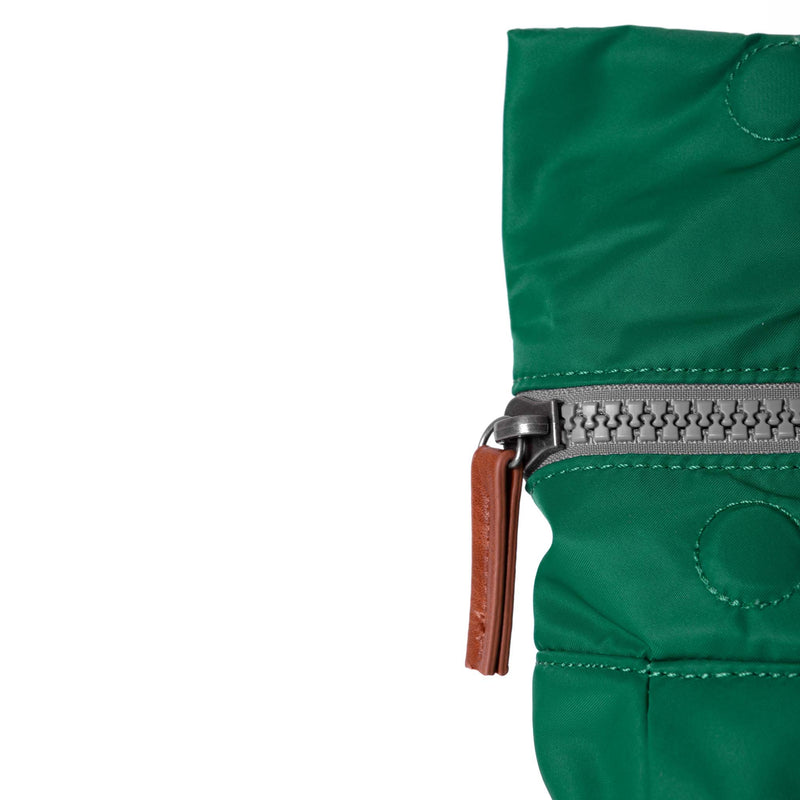 An image of the ROKA Canfield B Backpack in Emerald.