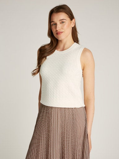 An image of the Tommy Hilfiger Mini Cable Sweater Vest in Heather Ivory.