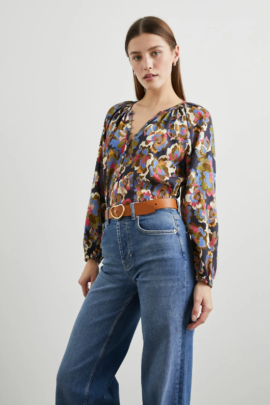 An image of the Rails Indi Top in Navy Wildflower.