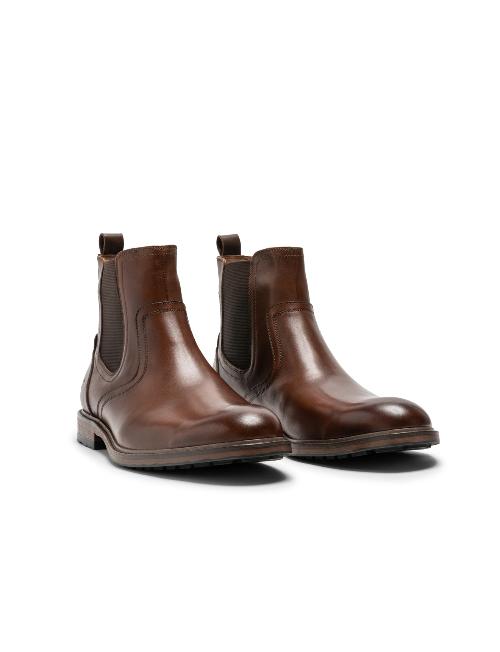 An image of the Rodd & Gunn Dargaville Chelsea Boots in Amaretto.