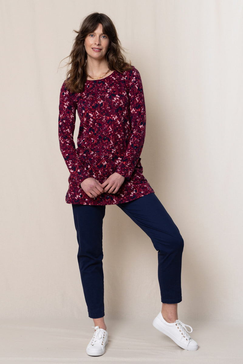 An image of the Lily & Me High Tea Tunic Joyce in Mulberry.