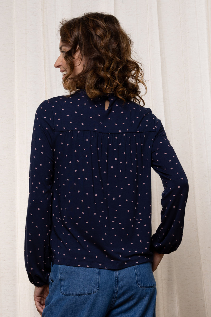 An image of the Lily & Me Eastcombe Top Paintbrush in Navy.