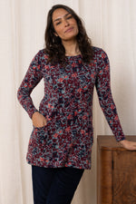 An image of the Lily & Me High Tea Tunic Hedgerow in Mulberry.